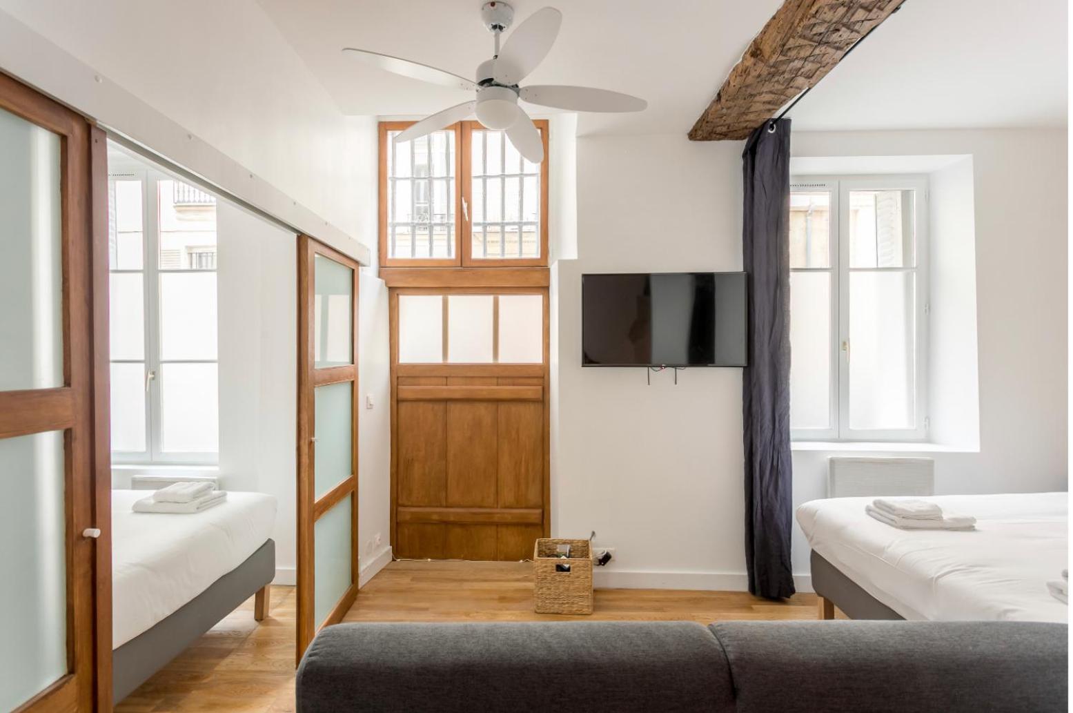 Suite Du Lion/Ac Historic Flat, Marais, 4-5 Guests Parigi Esterno foto